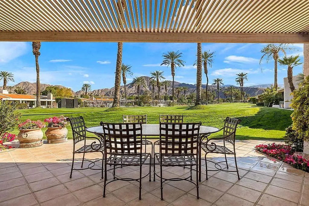 Algonquin Cir, Indian Wells — Photo 2