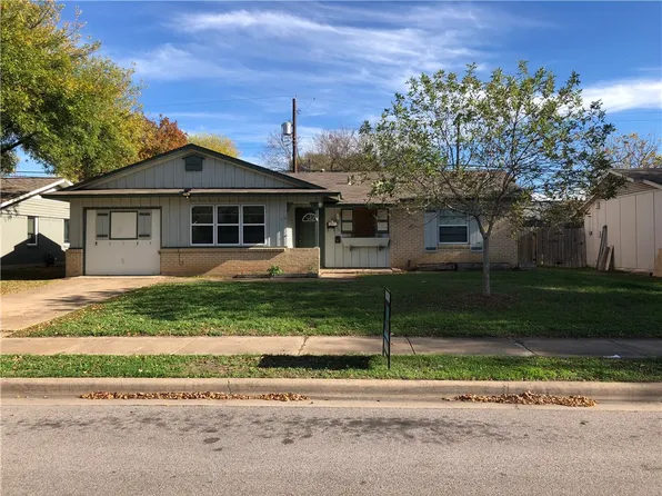 8305 Stillwood Ln, Austin, TX 78757