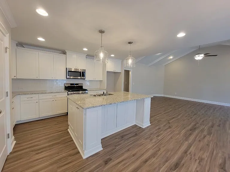 133 Abbington Blvd — Photo 8