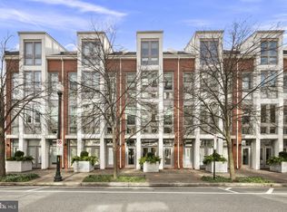2032 N Westmoreland St, Arlington, VA 22213