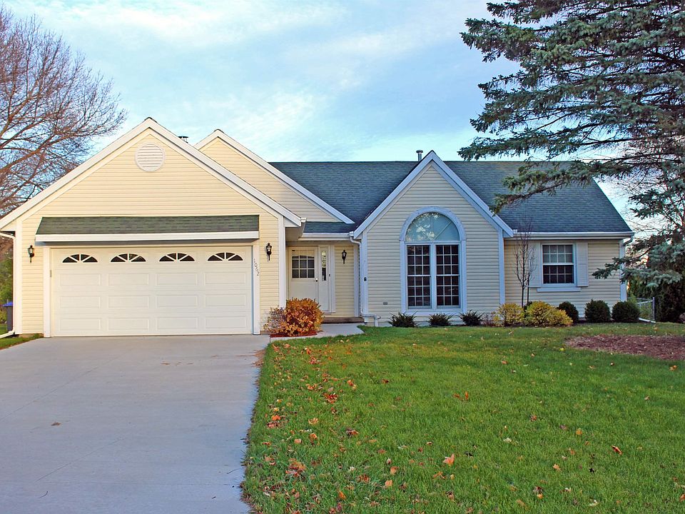1st image of 1062 Hughes Ct