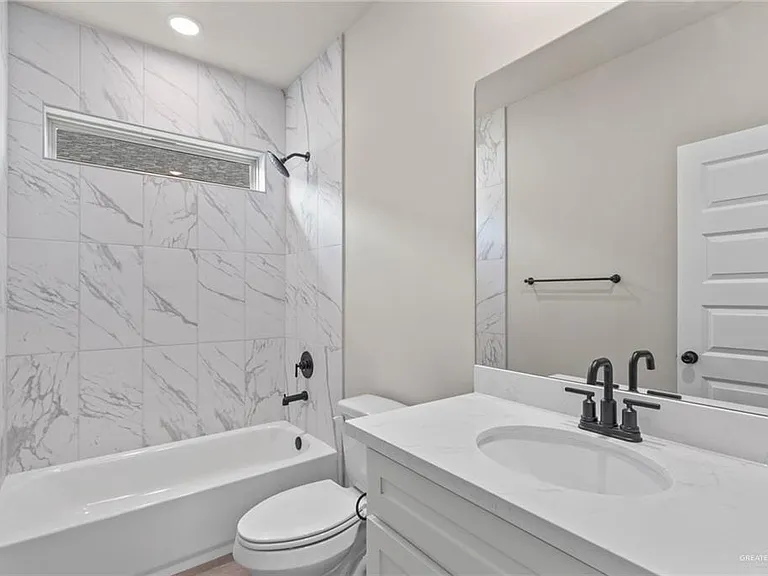 4809 S Markland Ave — Photo 21