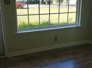 22 Glade Dr, Wedgefield, SC 29168