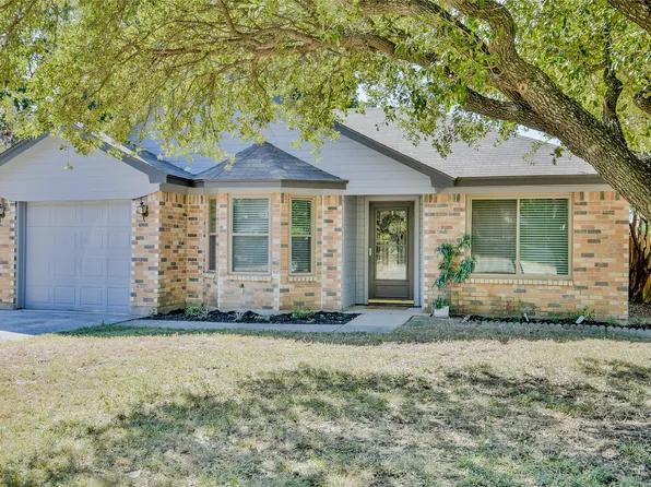 10109 Pack Saddle Trl, Fort Worth, TX 76108