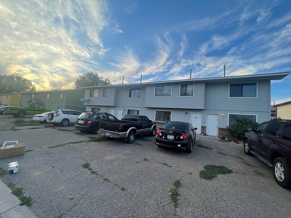 2nd image of 3246 Main St
