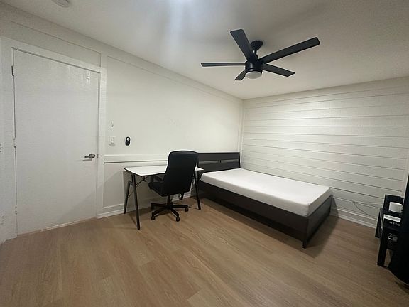 3rd image of 8867 Jade Coast Dr