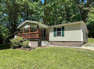 495 Oak Flat Rd, Masontown, WV 26542