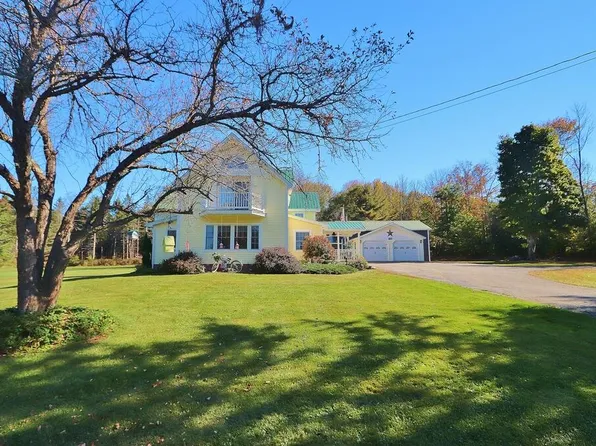 531 Blackstream Road, Hermon, ME 04401