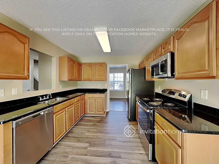 2921 Blueberry Dr — Photo 11
