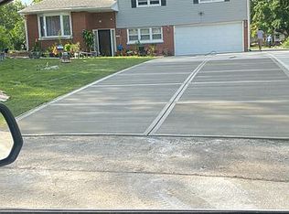 11440 W Rhoder Ave, Franklin, WI 53132