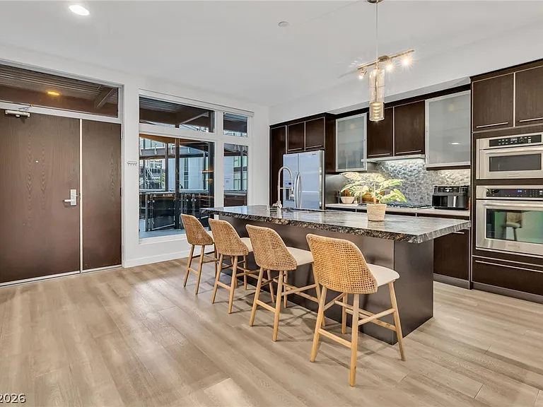 8925 W Flamingo Rd #201 — Photo 7