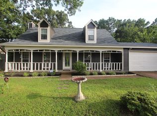 6271 Ridge Manor Dr, Memphis, TN 38141