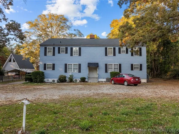 402 W 5th Ave, Raeford, NC 28376