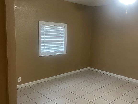 2nd image of 1307 6th St