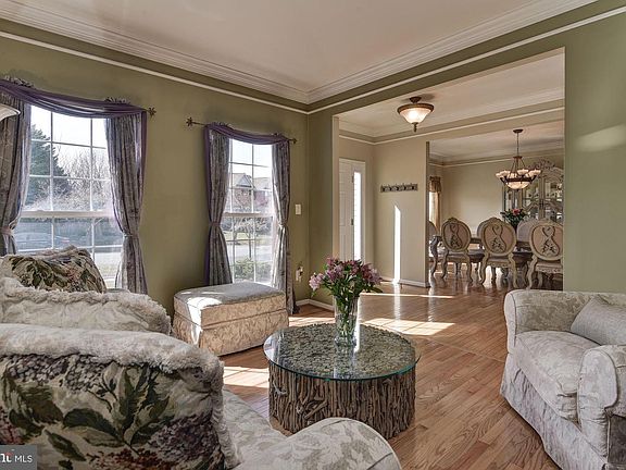 4th image of 18001 Wildman Ct