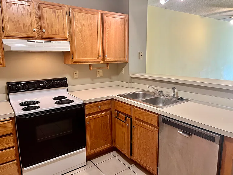 2240 Ranchview Ln N #83 — Photo 7