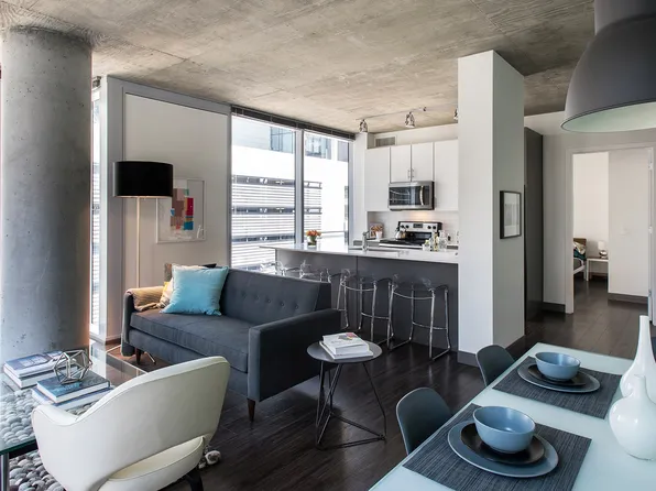 212 W Washington St, Chicago, IL