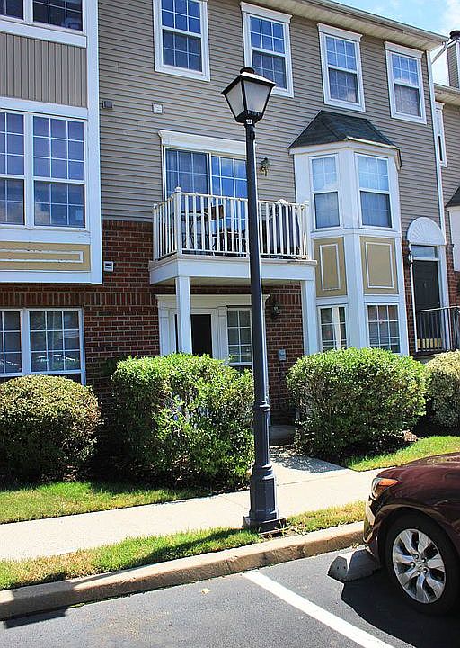 1st image of 50 Pine St #C400h-4008
