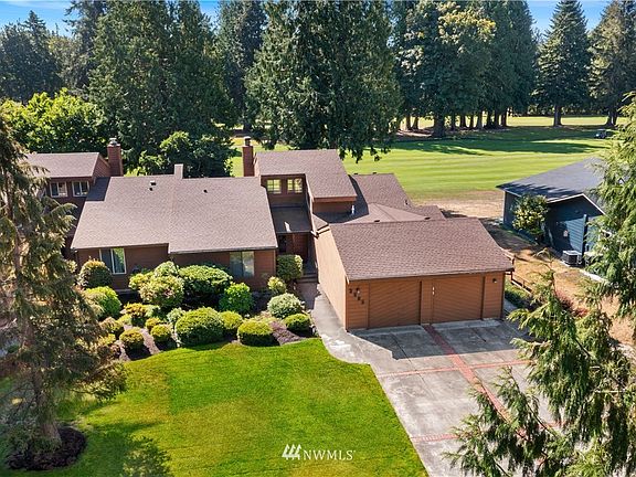 2nd image of 3823 Fairmont Ln NW