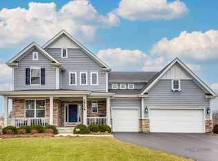 28108 W Maple Ave, Barrington, IL 60010