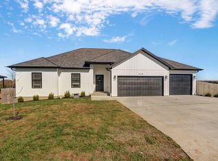 224 W Cinton St Street, Rogersville, MO 65742