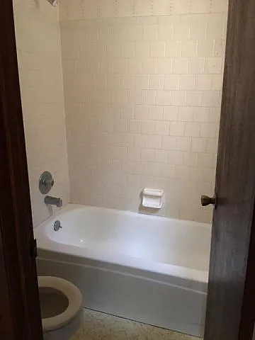 710 Little John Dr — Photo 9