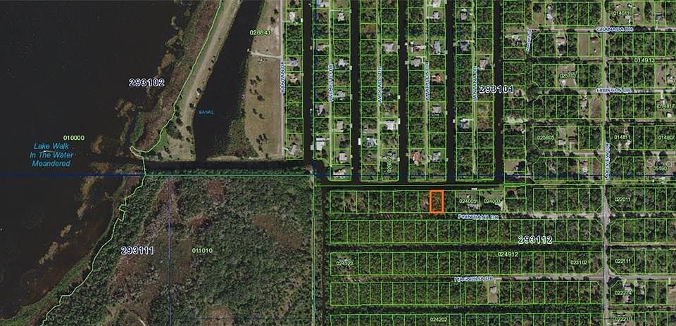 2nd image of 4790 Poinciana Dr