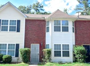 5556 Pineridge Ct, Forest Park, GA 30297