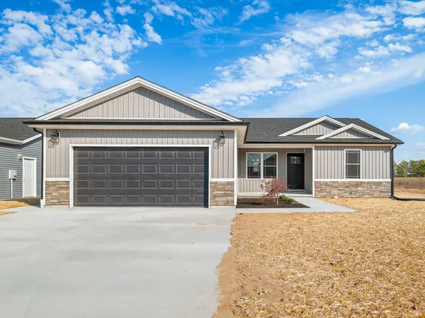 733 Marley Ln, Seymour, IN 47274