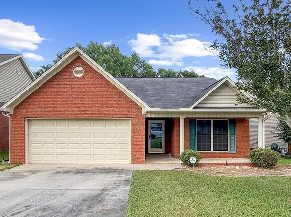 226 Princeton Dr, Dothan, AL 36301