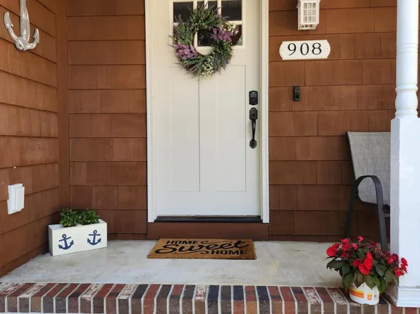 908 Ocean Avenue, Beachwood, NJ 08722