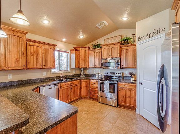 2nd image of 10984 N 40th E