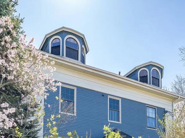 11 Rocky Nook Ter APT 5, Jamaica Plain, MA 02130