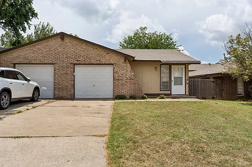 3807 Bradfred Dr #3809 Photo 1