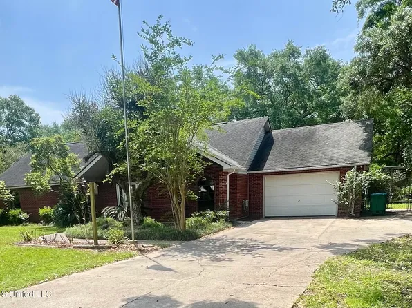 4216 Scovel Ave, Pascagoula, MS 39581