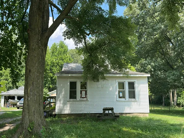 2802 Greenview Ave, Fort Wayne, IN 46809