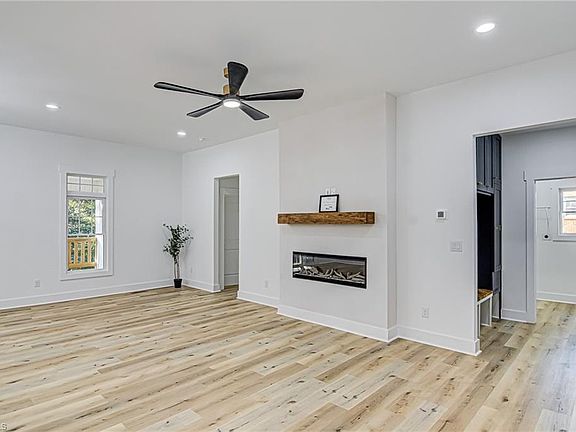 5th image of 803 Lynnhaven Park Dr