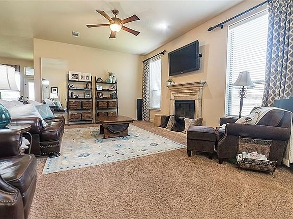 5th image of 316 Autumnwood Ct