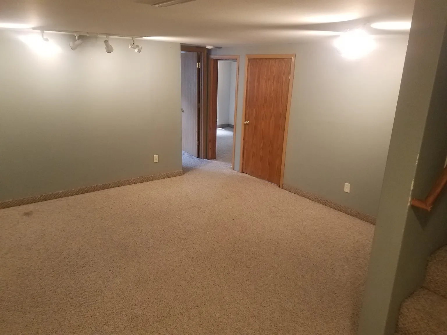 4 bed, $1,550 — Photo 4