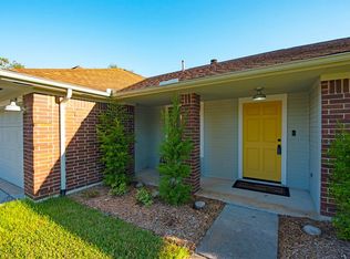 15519 Bayboro Park Ct, Friendswood, TX 77546