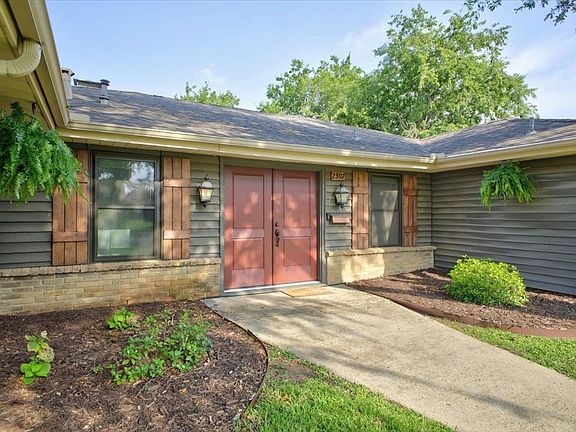 2nd image of 2307 Meadow Creek Dr