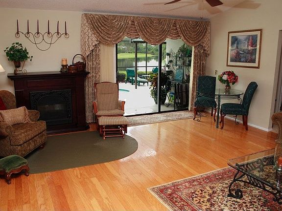 3rd image of 10166 Pink Carnation Ct