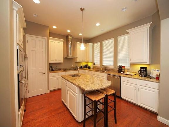 4th image of 6030 Baltic Ct