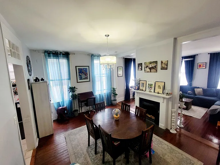1824 Valence St — Photo 3