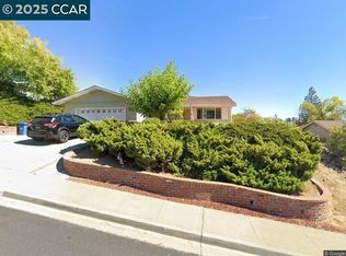 22 Lagunita Ct, Martinez, CA 94553