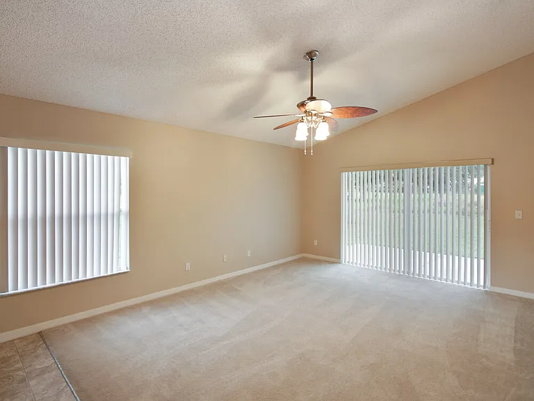3005 Lorimer Ct — Photo 4