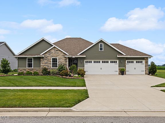 2nd image of 922 Kathy Dr