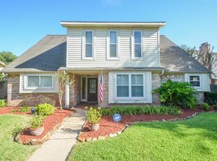 3015 N Blue Meadow Cir, Sugar Land, TX 77479