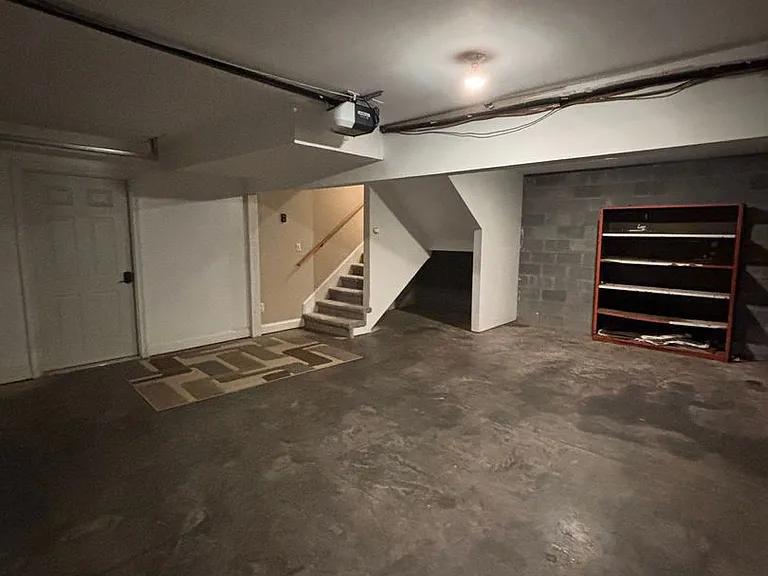1305 Forest Ave — Photo 31