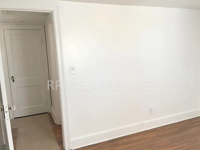 330 Fort Hale Rd — Photo 18